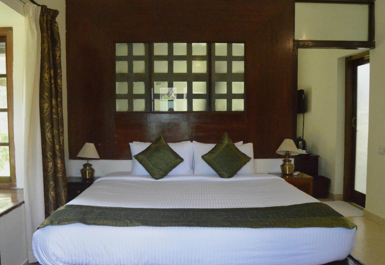 Hotel Triveny River Palace Alappuzha Zewnętrze zdjęcie